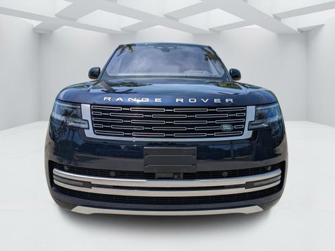 Used 2023 Land Rover Range Rover Autobiography AWD/4WD image 8