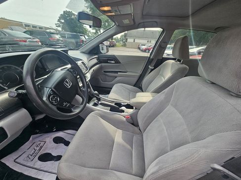 Used 2015 Honda Accord EX image 19