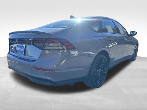 New 2025 Honda Accord SE image 7
