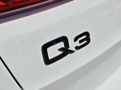 New 2025 Audi Q3 2.0T Premium Plus image 13