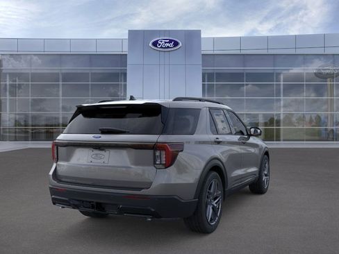 New 2026 Ford Explorer ST-Line w/ ST-Line Street Pack image 8