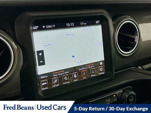 Used 2022 Jeep Wrangler Unlimited Sahara w/ Cold Weather Group AWD/4WD image 19