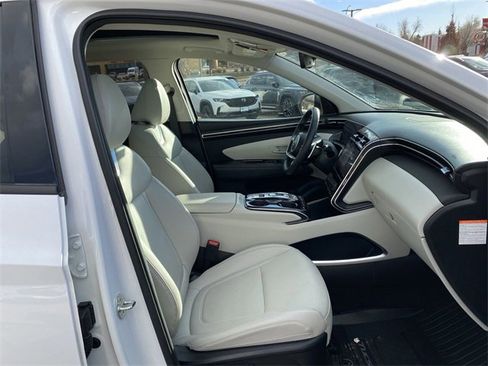 Used 2024 Hyundai Tucson Limited image 29