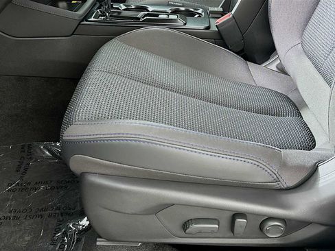 Certified 2026 Subaru Forester Premium AWD/4WD image 17