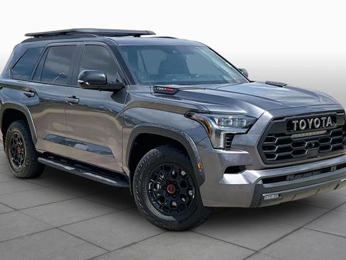 Used 2024 Toyota Sequoia TRD Pro AWD/4WD image 3