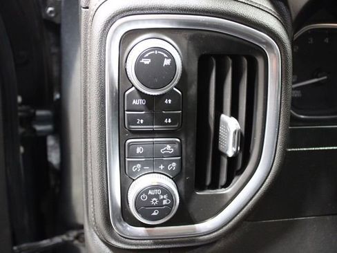 Used 2019 GMC Sierra 1500 SLT image 39