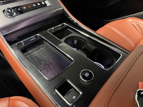 Used 2025 Lincoln Aviator Reserve w/ Illumination Package image 13