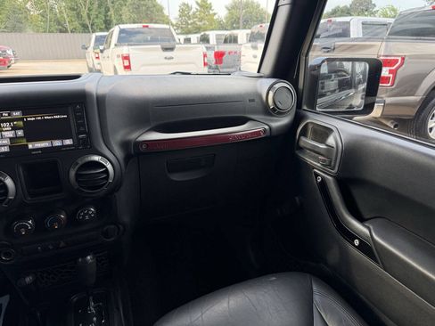 Used 2016 Jeep Wrangler Unlimited Sport AWD/4WD image 20