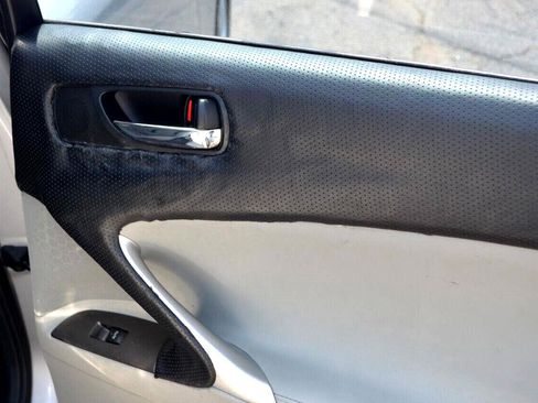 Used 2008 Lexus IS 250 image 25