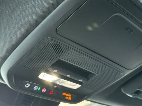 Used 2024 GMC Acadia AT4 w/ Super Cruise Package image 26