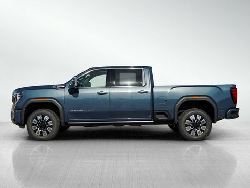 New 2026 GMC Sierra 3500 Denali w/ Denali Reserve Package image 4