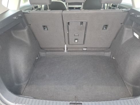 Certified 2025 Volkswagen Taos S FWD image 13