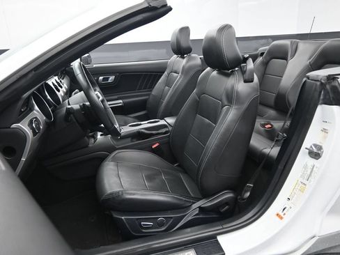 Used 2018 Ford Mustang GT Premium RWD image 23