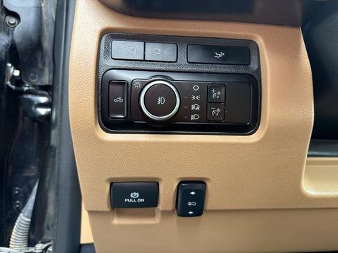 Certified 2024 Ford F250 Lariat w/ Lariat Ultimate Package image 23