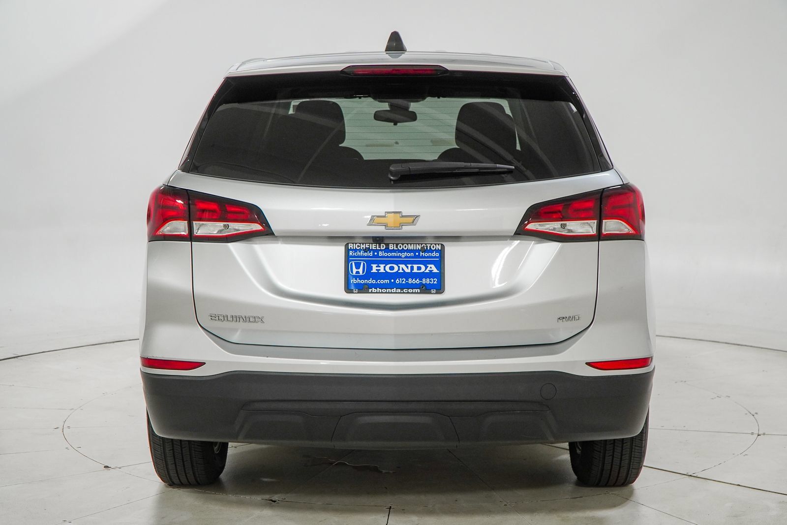 Used 2022 Chevrolet Equinox LS w/ LS Convenience Package AWD/4WD image 7