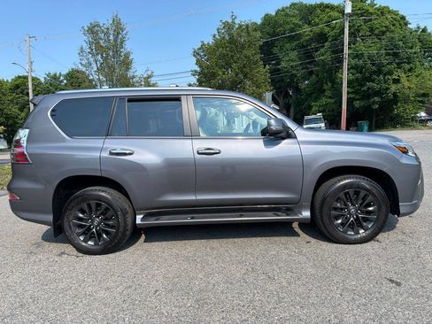 Used 2023 Lexus GX 460 Premium w/ Premium Package AWD/4WD image 8
