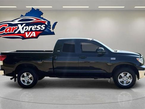 Used 2011 Toyota Tundra 4x4 Double Cab w/ SR5 Pkg image 10