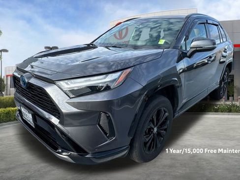 Used 2023 Toyota RAV4 SE image 2