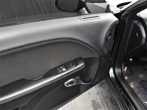 Used 2017 Dodge Challenger SXT w/ Blacktop Package image 5