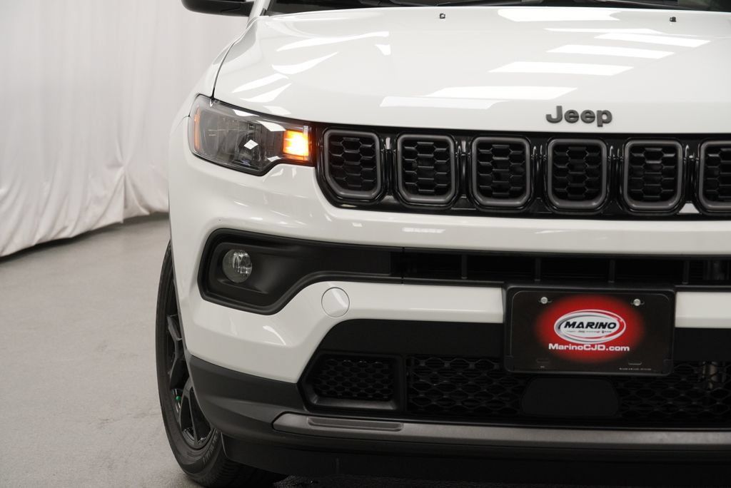 Certified 2025 Jeep Compass Latitude w/ Altitude Special Edition AWD/4WD image 15