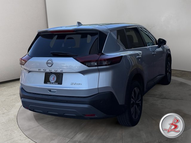 Used 2023 Nissan Rogue SV AWD/4WD image 7