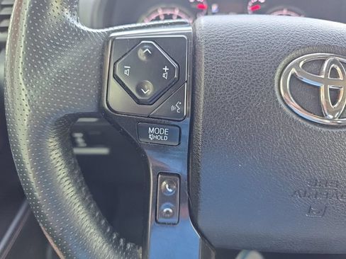 Used 2021 Toyota 4Runner TRD Off-Road Premium w/ Moonroof Package AWD/4WD image 21