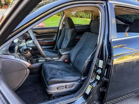 Used 2012 Honda Crosstour EX image 8