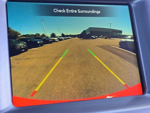 Used 2023 Dodge Charger SXT image 29