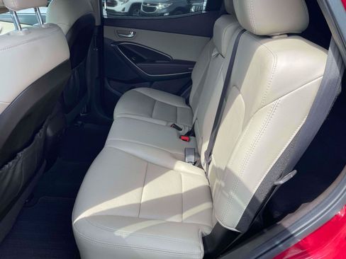 Used 2017 Hyundai Santa Fe Sport FWD image 6