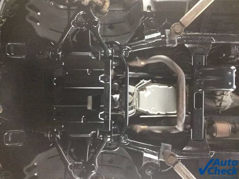Used 2018 Chevrolet Silverado 1500 LTZ Z71 w/ LTZ Plus Package AWD/4WD image 16