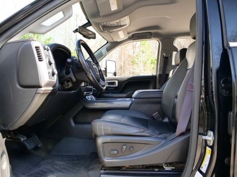 Used 2017 GMC Sierra 2500 SLT image 24