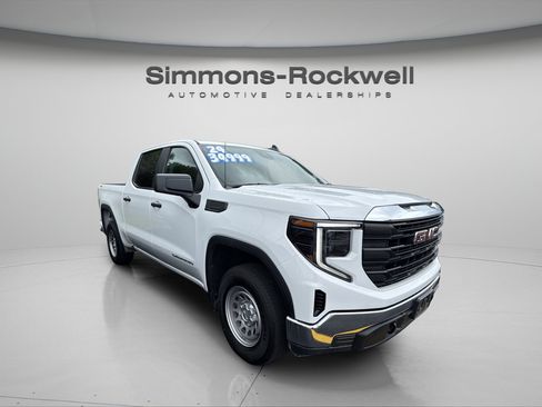 Used 2024 GMC Sierra 1500 Pro w/ Pro Value Package AWD/4WD image 3