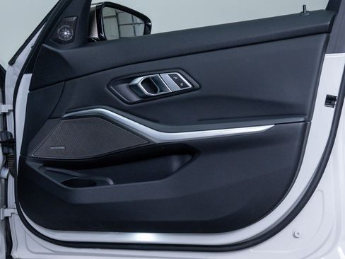 Used 2020 BMW M340i xDrive w/ Premium Package image 9