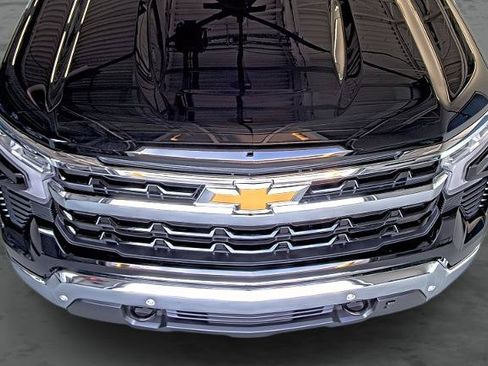 New 2026 Chevrolet Silverado 1500 LT w/ Safety Package AWD/4WD image 16