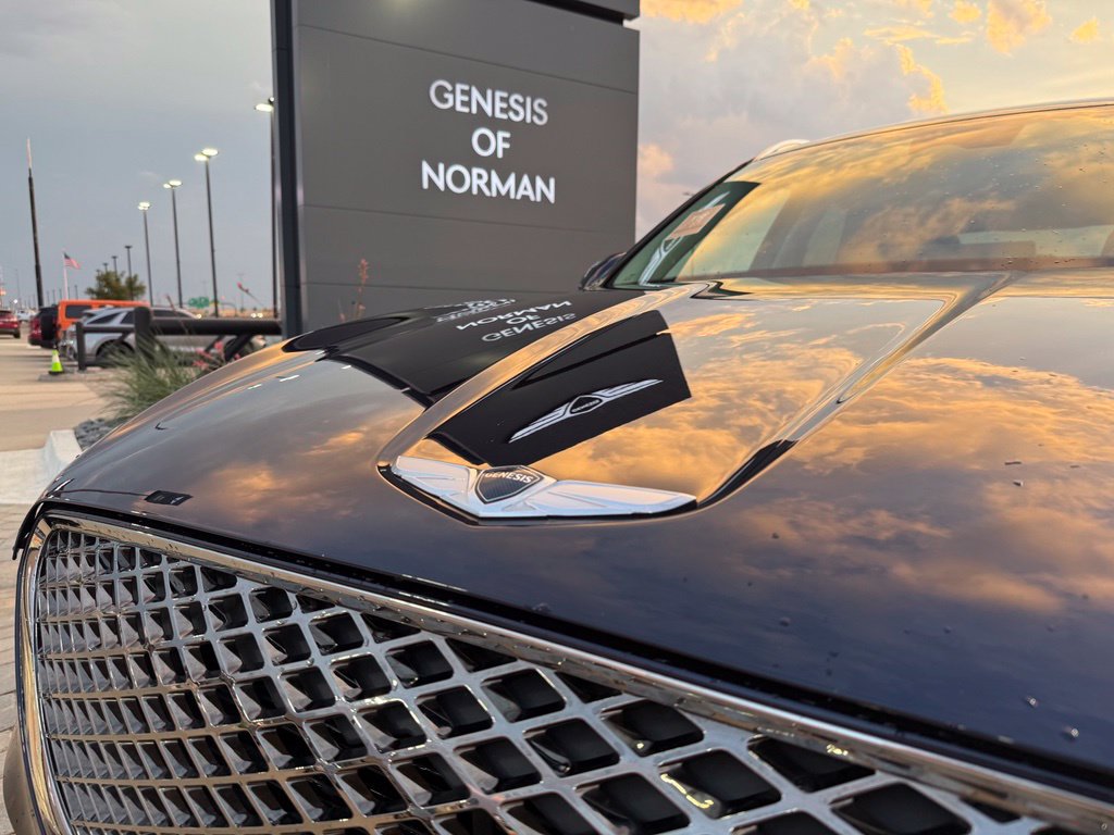 Used 2025 Genesis GV70 2.5T AWD/4WD image 22