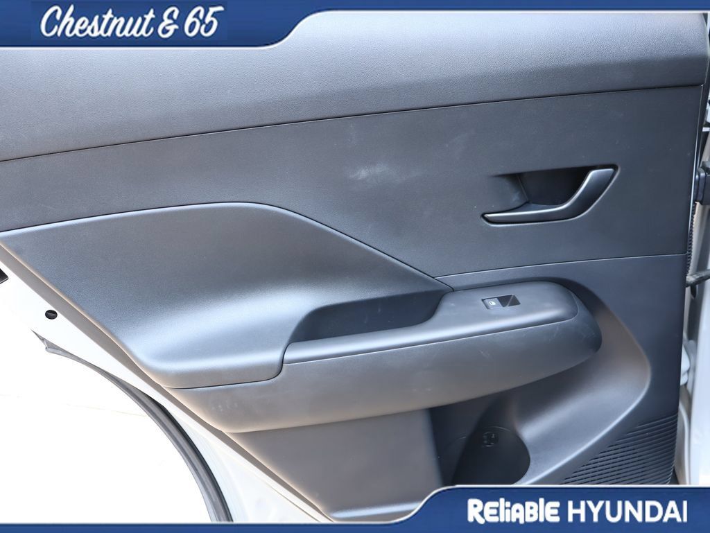 Certified 2024 Hyundai Kona SEL w/ Convenience Package FWD image 16