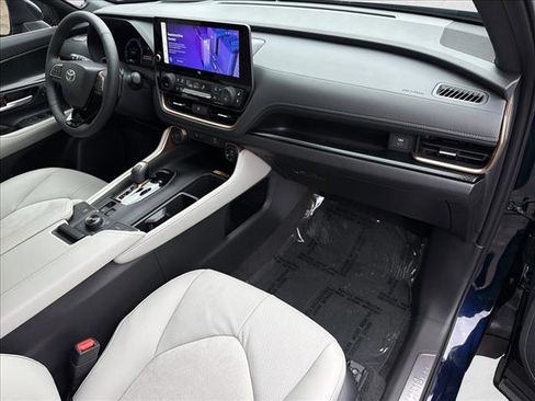 New 2026 Toyota Grand Highlander AWD Hybrid image 23