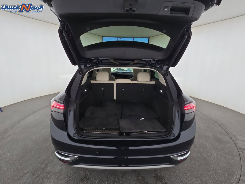 Used 2021 Buick Envision Avenir w/ Technology Package II FWD image 32