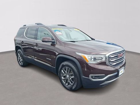Certified 2017 GMC Acadia SLT FWD image 3