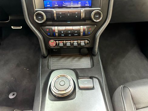 Used 2020 Ford Mustang Shelby GT500 w/ Technology Package image 24