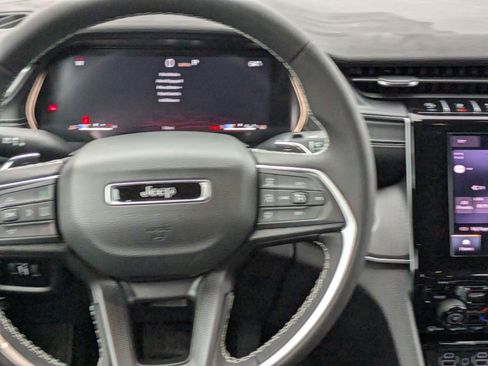 New 2025 Jeep Grand Cherokee Laredo X image 19