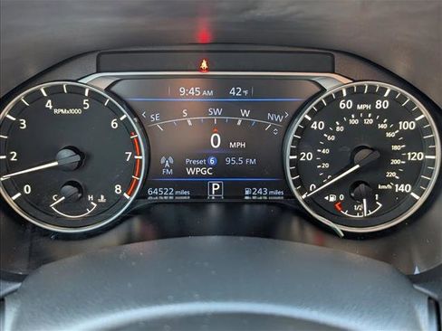 Used 2023 Nissan Altima 2.5 SR w/ SR Premium Package image 11