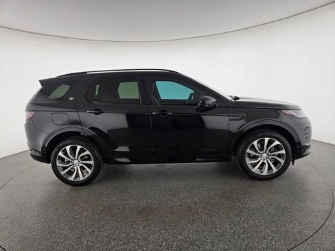 Used 2024 Land Rover Discovery Sport Dynamic SE AWD/4WD image 6
