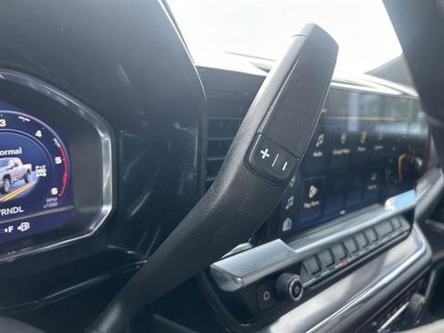 Used 2024 Chevrolet Silverado 2500 High Country w/ Midnight Edition image 31