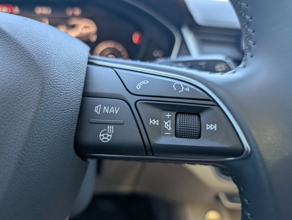 Used 2019 Audi Q5 Prestige w/ Prestige Package AWD/4WD image 18