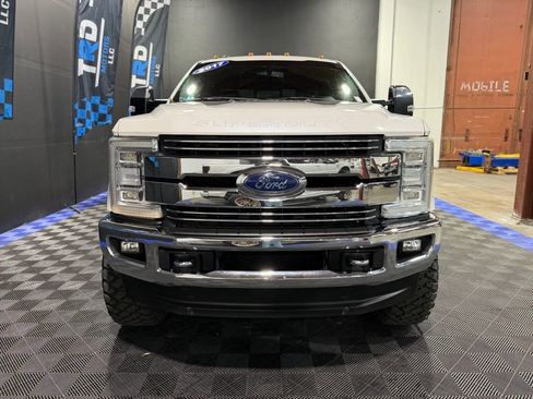 Used 2017 Ford F350 Lariat w/ Chrome Package image 7