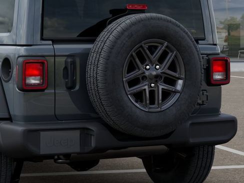 Used 2026 Jeep Wrangler Unlimited Sport AWD/4WD image 13
