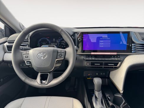 New 2026 Toyota Camry XLE AWD/4WD image 13