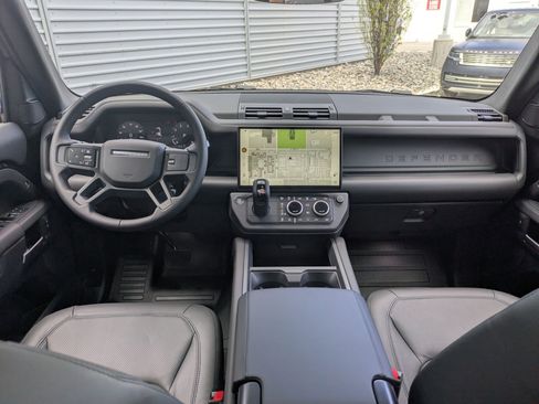 New 2026 Land Rover Defender 110 X-Dynamic SE AWD/4WD image 27