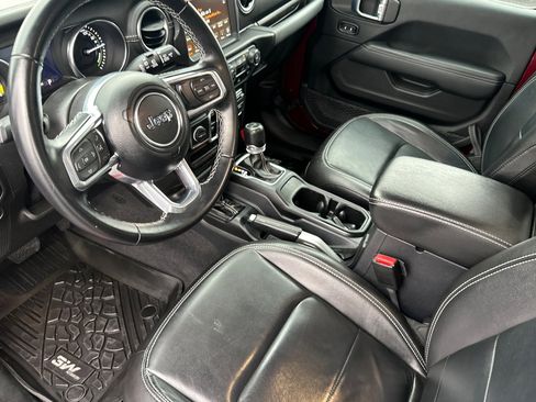 Used 2021 Jeep Wrangler Unlimited Sahara image 10